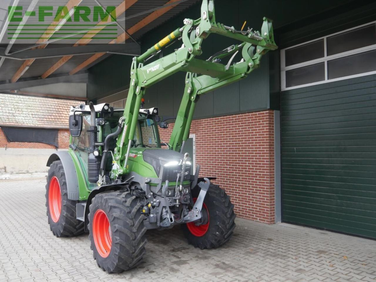 Fendt 211 s vario gen3 profi setting2 frontlader - Traktor: pilt 2 Fendt 211 s vario gen3 profi setting2 frontlader - Traktor: pilt 2