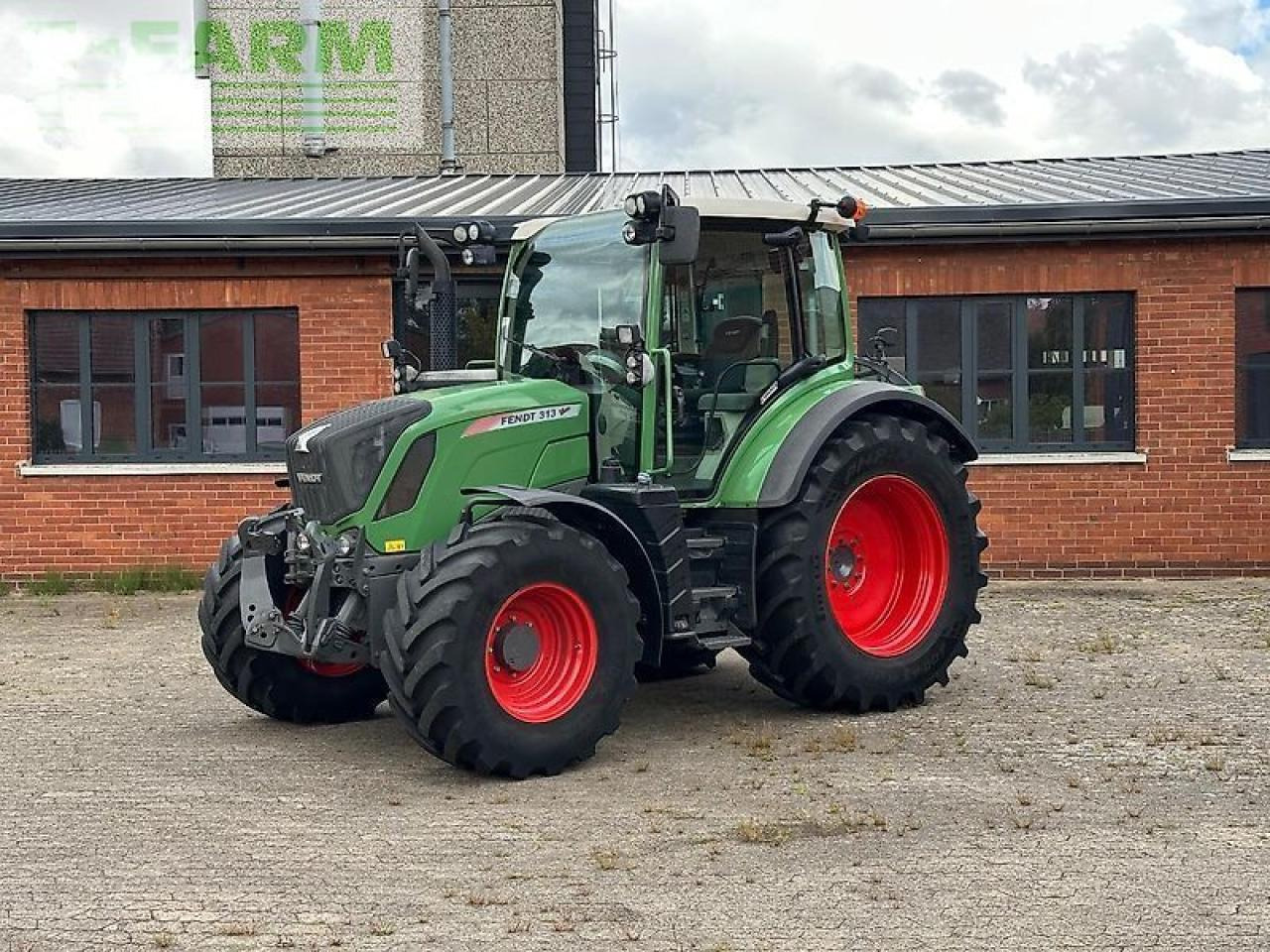 Fendt 313 vario s4 profi Profi - Traktor: pilt 2 Fendt 313 vario s4 profi Profi - Traktor: pilt 2