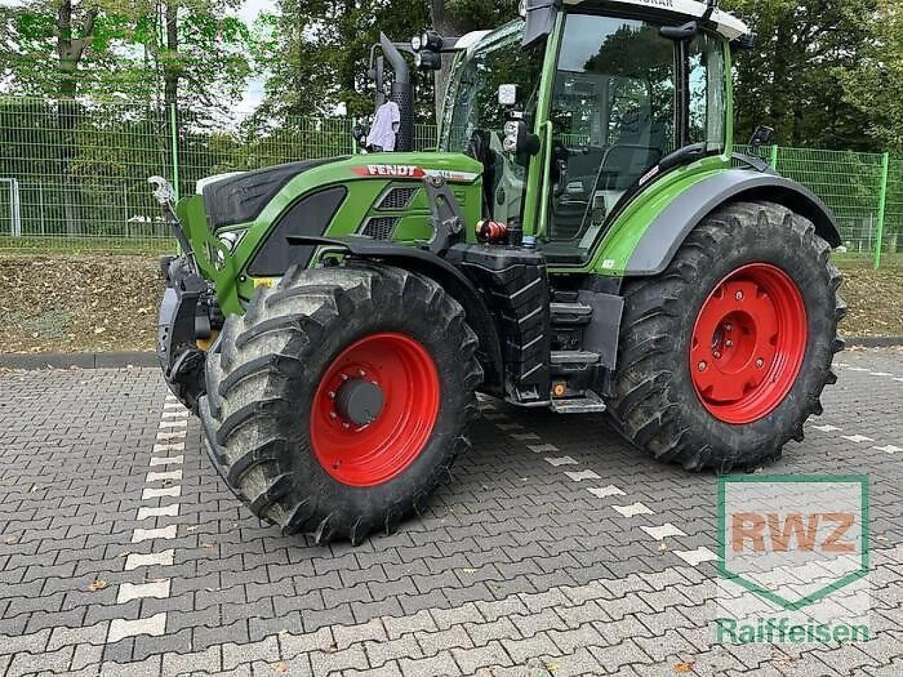 Fendt 516 vario - Traktor: pilt 1 Fendt 516 vario - Traktor: pilt 1