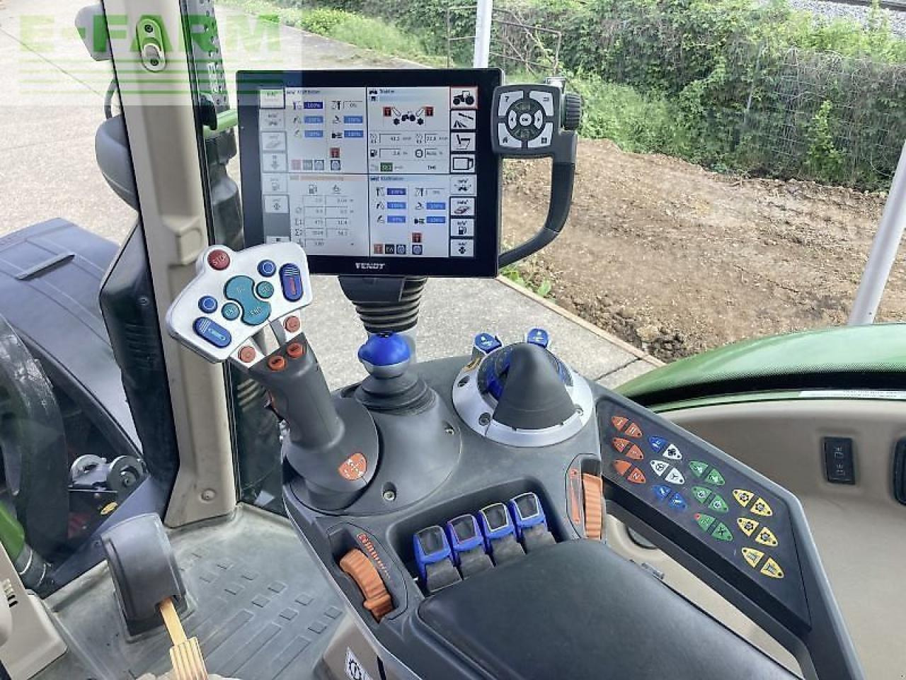 Traktor Fendt 718 vario s4 profi plus ProfiPlus: pilt 17