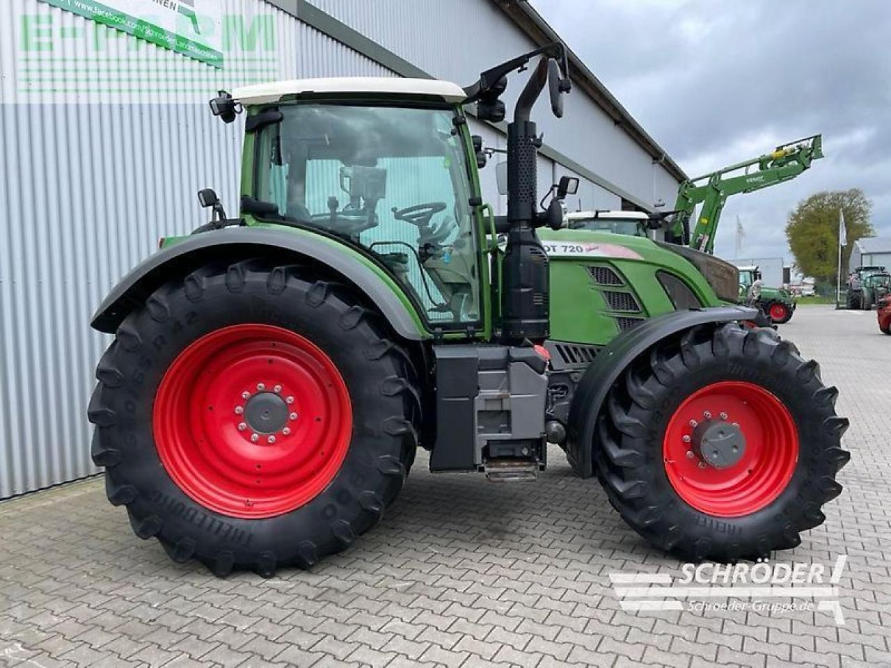 Fendt 720 vario s4 profi plus ProfiPlus - Traktor: pilt 2 Fendt 720 vario s4 profi plus ProfiPlus - Traktor: pilt 2