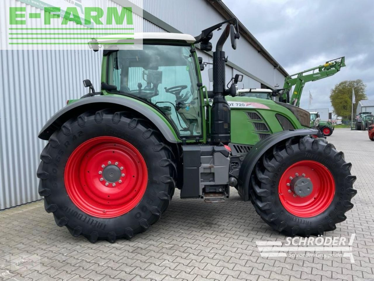 Fendt 720 vario s4 profi plus ProfiPlus - Traktor: pilt 2 Fendt 720 vario s4 profi plus ProfiPlus - Traktor: pilt 2