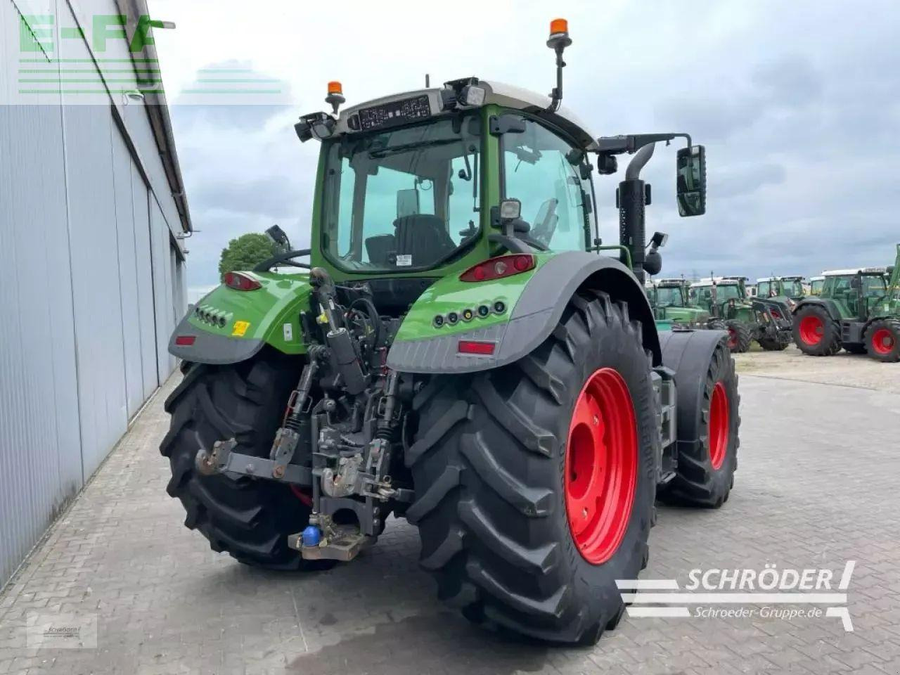 Fendt 724 s4 profi plus - Traktor: pilt 3 Fendt 724 s4 profi plus - Traktor: pilt 3