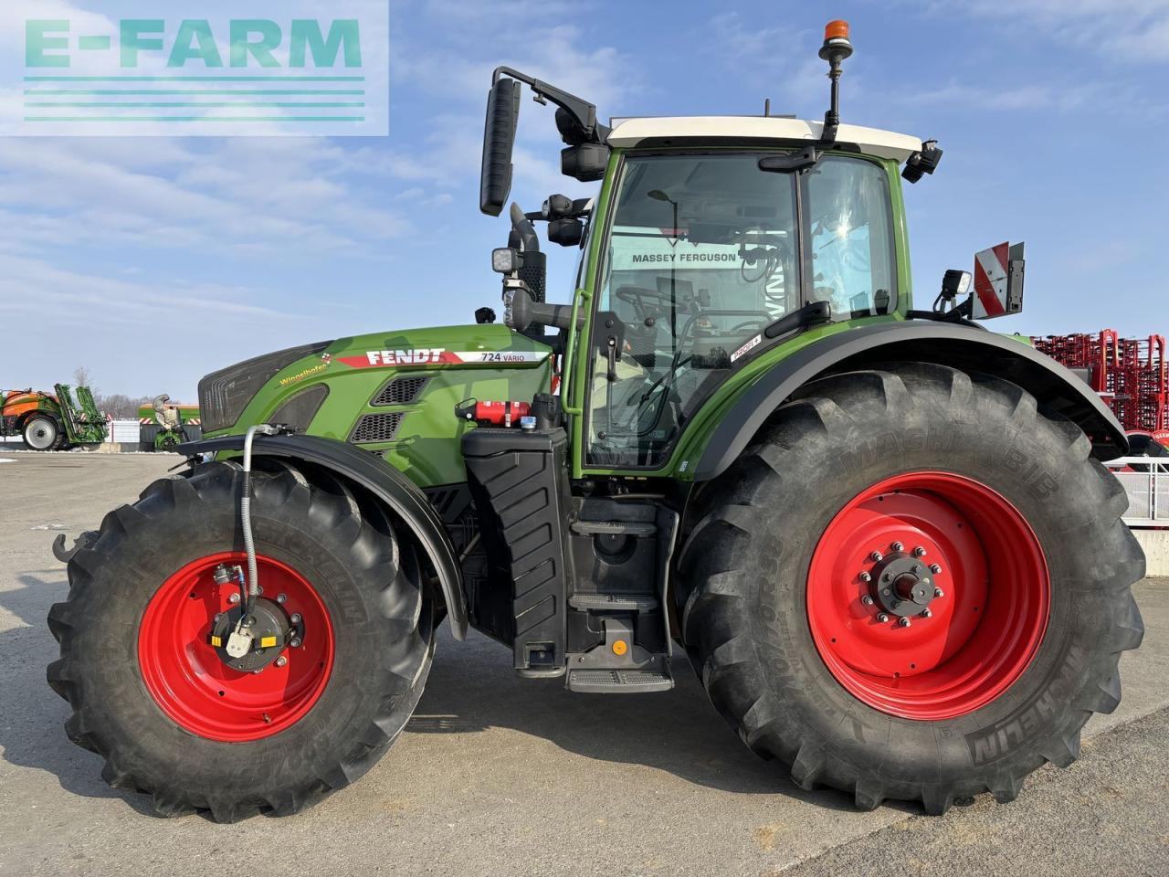 Fendt 724 vario profi+ ProfiPlus - Traktor: pilt 4 Fendt 724 vario profi+ ProfiPlus - Traktor: pilt 4
