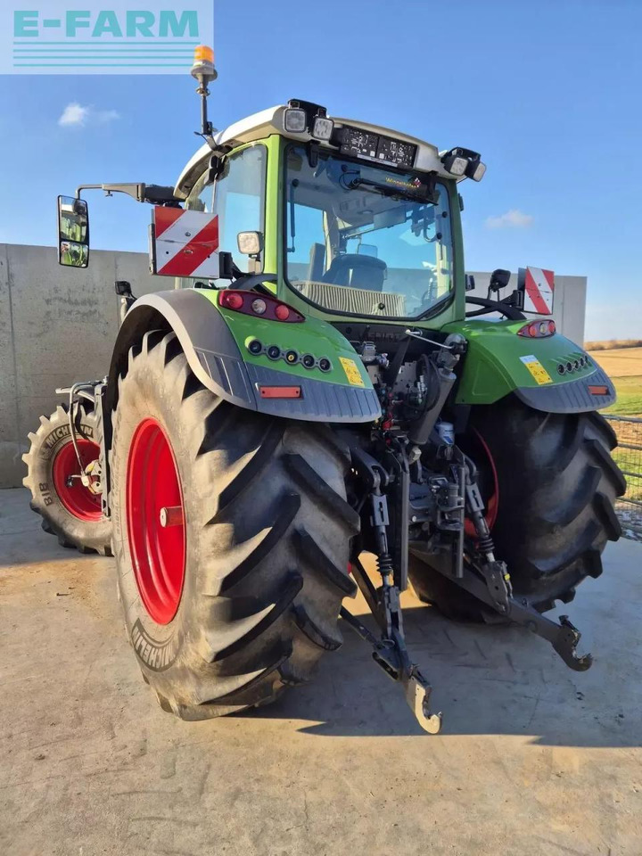 Fendt 724 vario profi+ - Traktor: pilt 3 Fendt 724 vario profi+ - Traktor: pilt 3