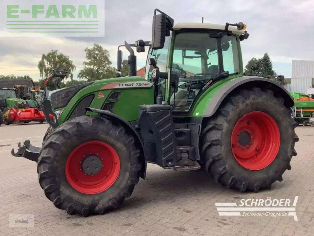 Fendt 724 vario s4 profi plus ProfiPlus - Traktor: pilt 3 Fendt 724 vario s4 profi plus ProfiPlus - Traktor: pilt 3