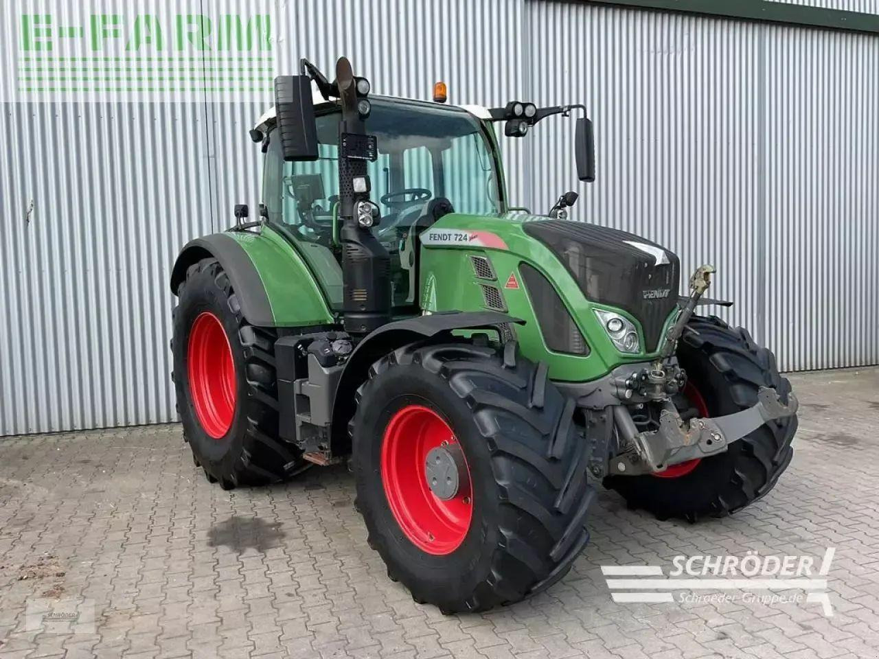 Fendt 724 vario s4 profi plus ProfiPlus - Traktor: pilt 1 Fendt 724 vario s4 profi plus ProfiPlus - Traktor: pilt 1