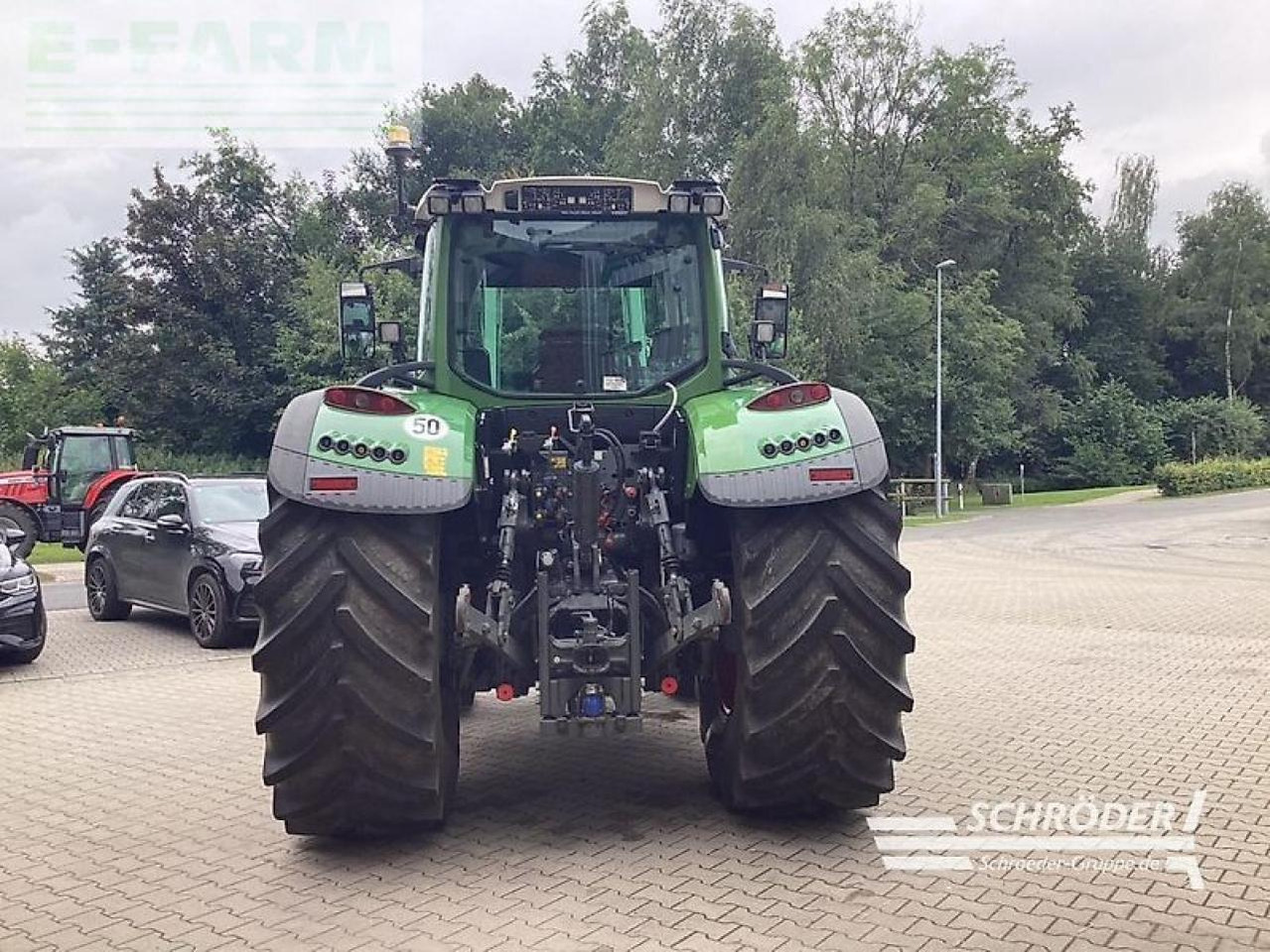 Fendt 724 vario s4 profi plus ProfiPlus - Traktor: pilt 3 Fendt 724 vario s4 profi plus ProfiPlus - Traktor: pilt 3