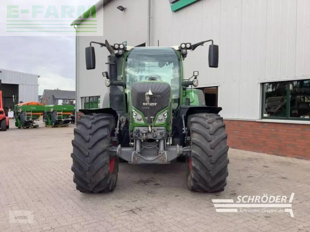 Fendt 724 vario s4 profi plus ProfiPlus - Traktor: pilt 2 Fendt 724 vario s4 profi plus ProfiPlus - Traktor: pilt 2
