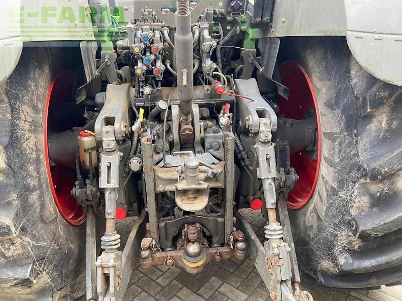 Fendt 828 - Traktor: pilt 4 Fendt 828 - Traktor: pilt 4