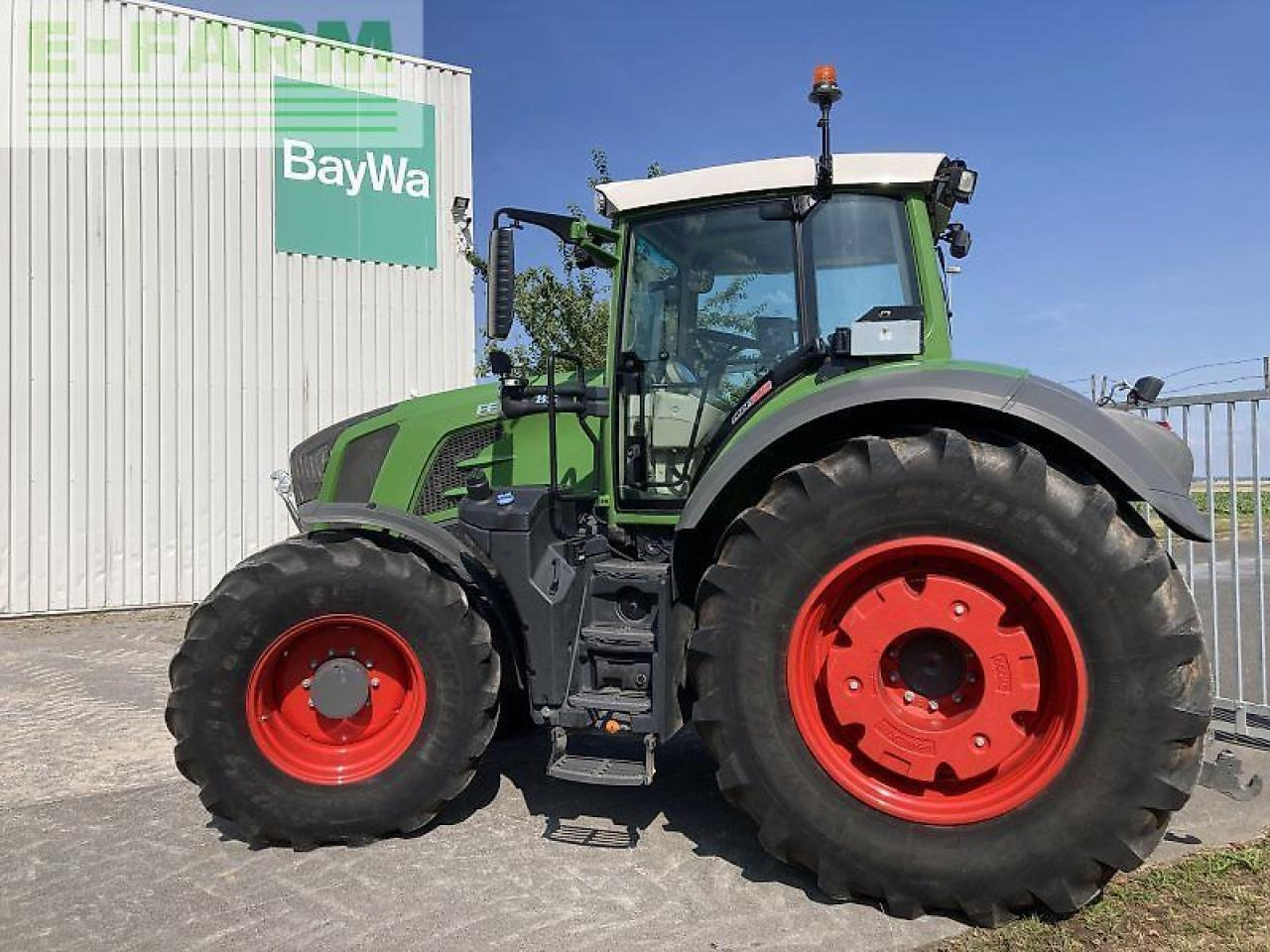 Fendt 828 vario profiplus ProfiPlus - Traktor: pilt 2 Fendt 828 vario profiplus ProfiPlus - Traktor: pilt 2