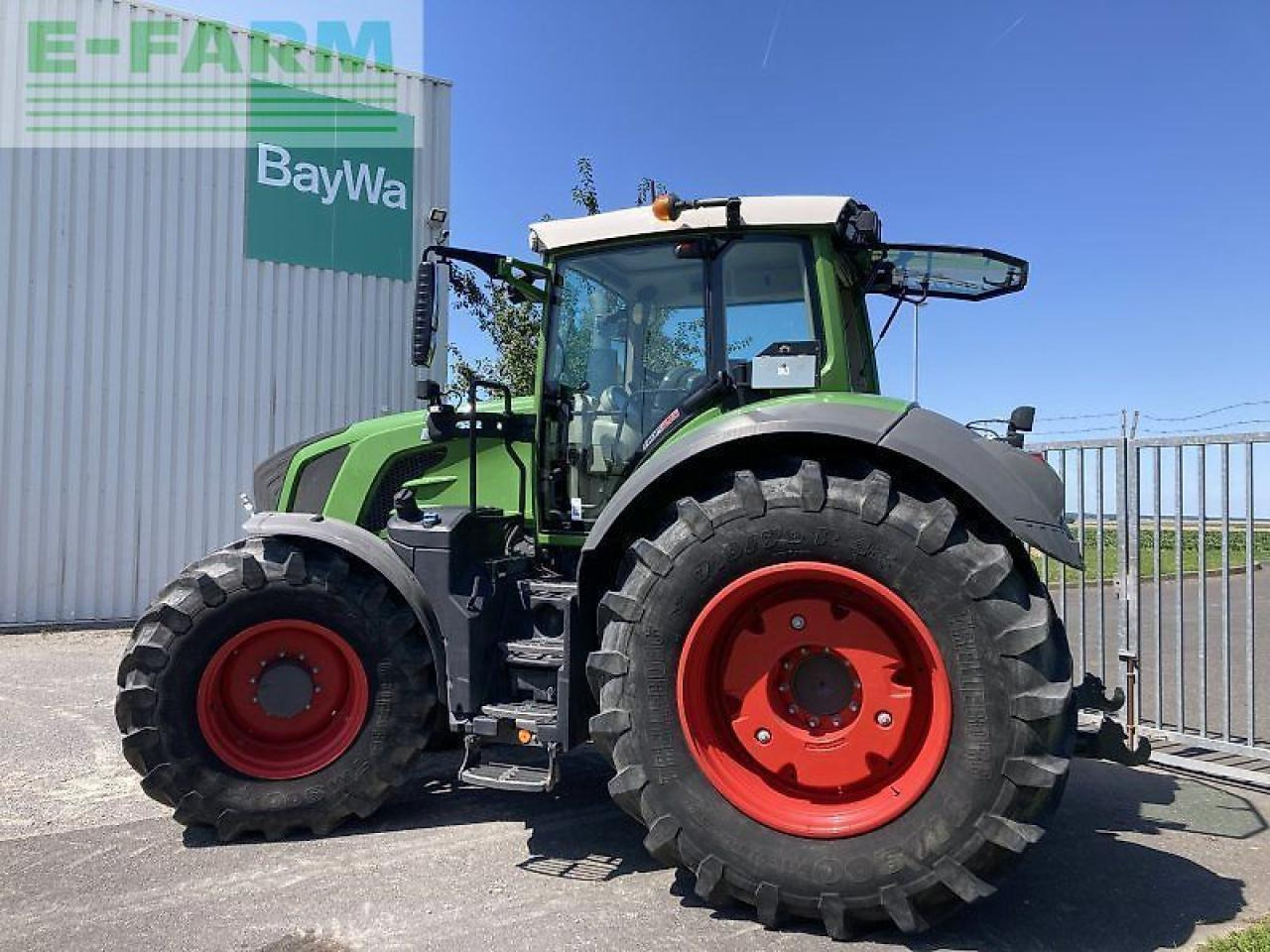 Fendt 828 vario profiplus ProfiPlus - Traktor: pilt 2 Fendt 828 vario profiplus ProfiPlus - Traktor: pilt 2