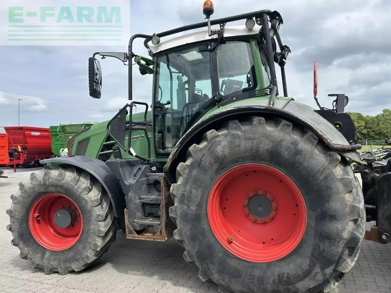 Fendt 828 vario scr - Traktor: pilt 2 Fendt 828 vario scr - Traktor: pilt 2