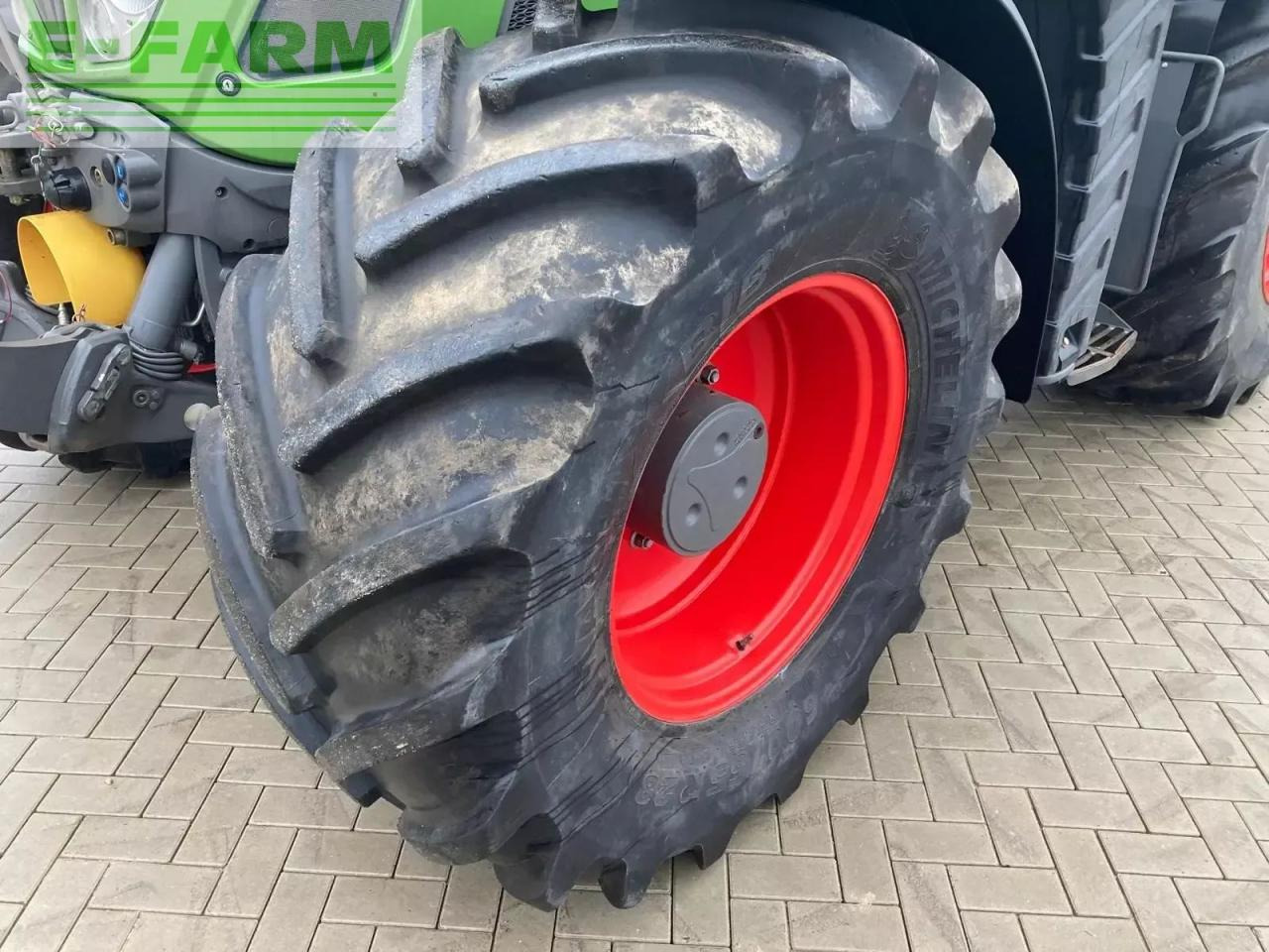Fendt fendt 724 s4 profi+ - Traktor: pilt 5 Fendt fendt 724 s4 profi+ - Traktor: pilt 5