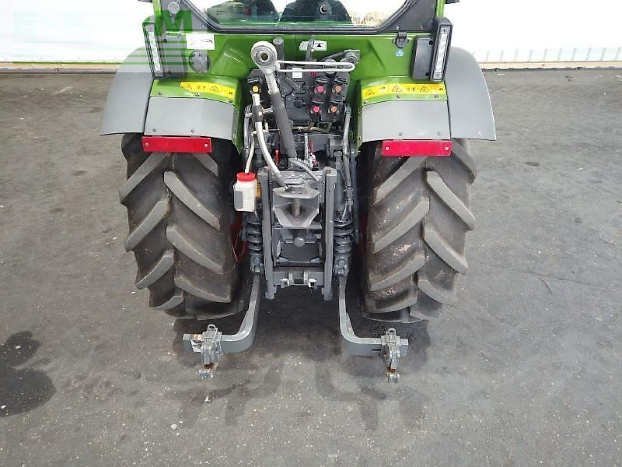 Fendt traktor 211 v vario gen3 V - Traktor: pilt 4 Fendt traktor 211 v vario gen3 V - Traktor: pilt 4