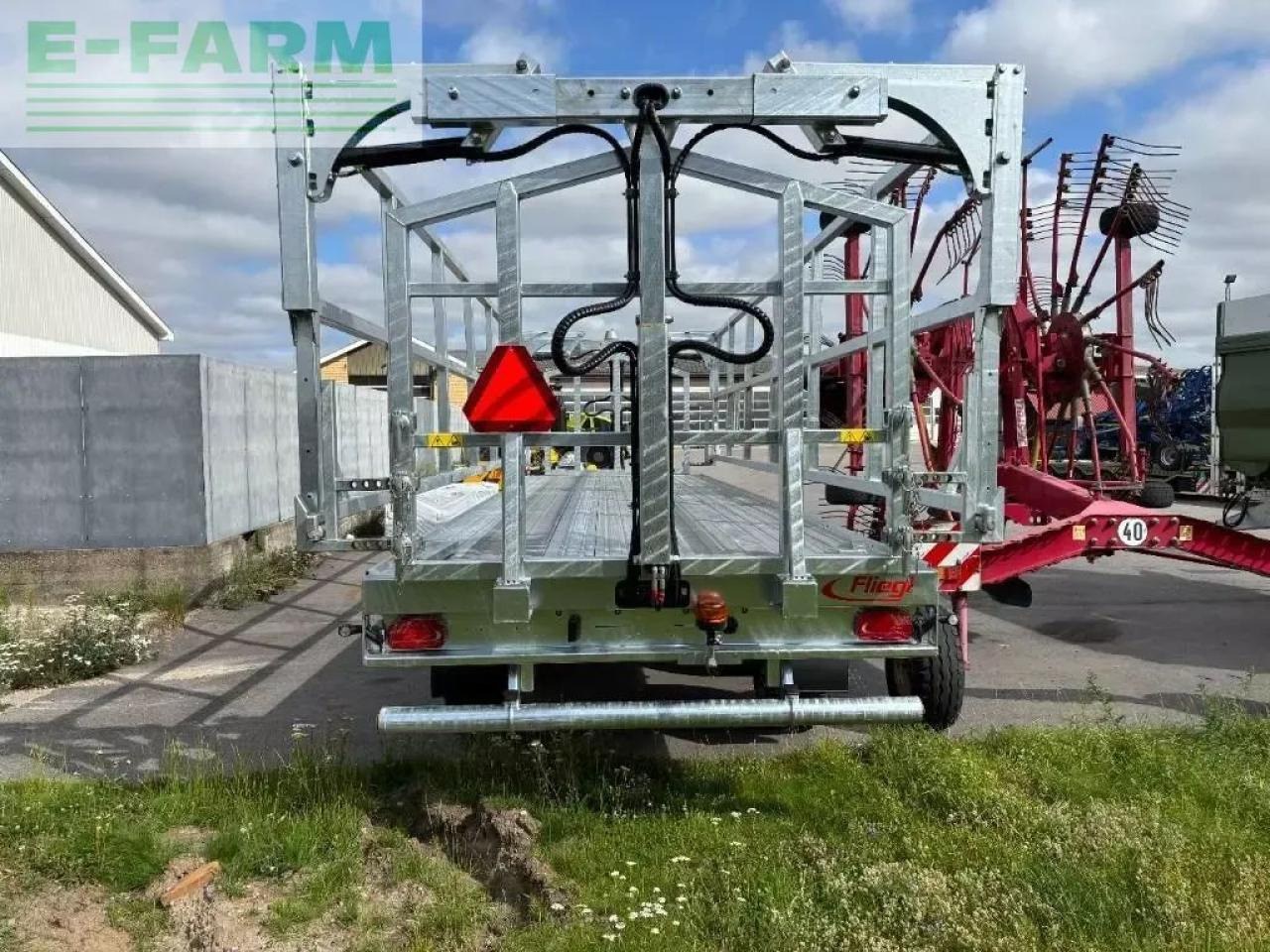 Fliegl dpw 240 bl profi - Põllutöö platvormjärelhaagis: pilt 4 Fliegl dpw 240 bl profi - Põllutöö platvormjärelhaagis: pilt 4