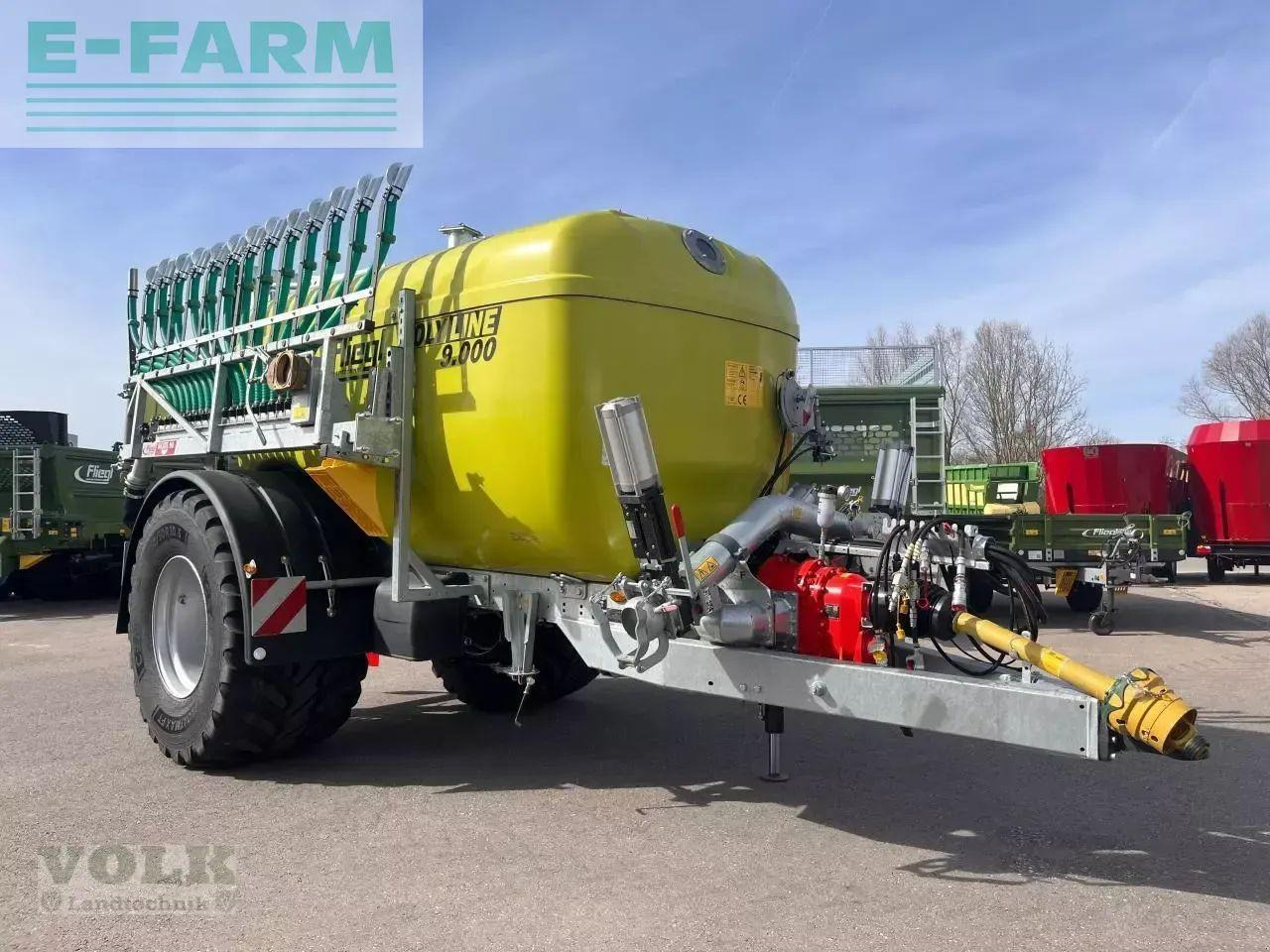 Fliegl pfw 9000 poly line einachs - Iseliikuv pihusti: pilt 2 Fliegl pfw 9000 poly line einachs - Iseliikuv pihusti: pilt 2