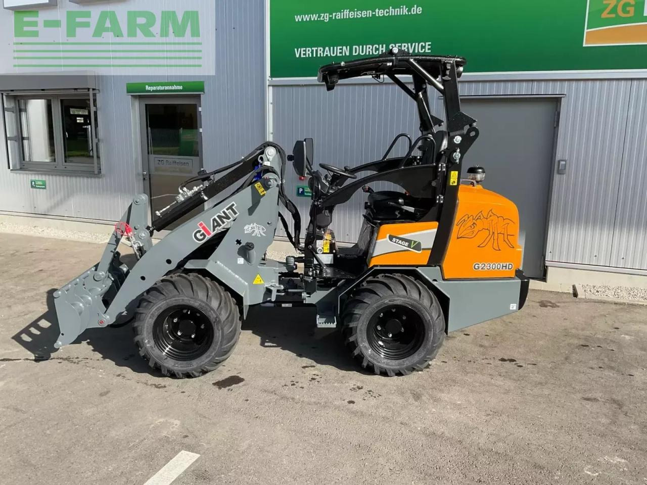 Giant g 2300 hd - Rataslaadur: pilt 1 Giant g 2300 hd - Rataslaadur: pilt 1