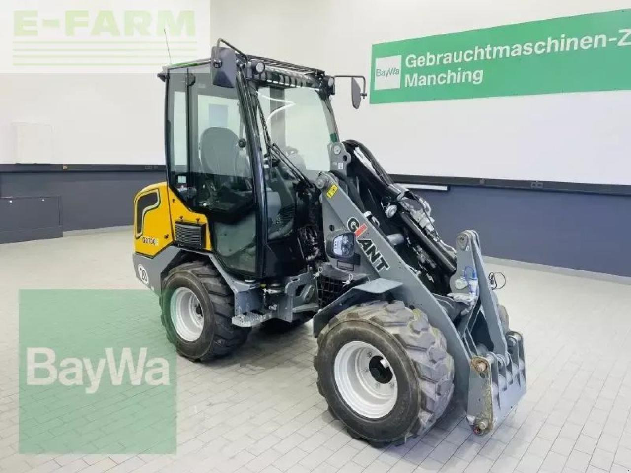 Giant g2700e - Miniekskavaator: pilt 3 Giant g2700e - Miniekskavaator: pilt 3