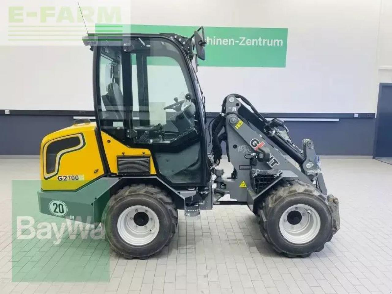 Giant g2700e - Miniekskavaator: pilt 4 Giant g2700e - Miniekskavaator: pilt 4