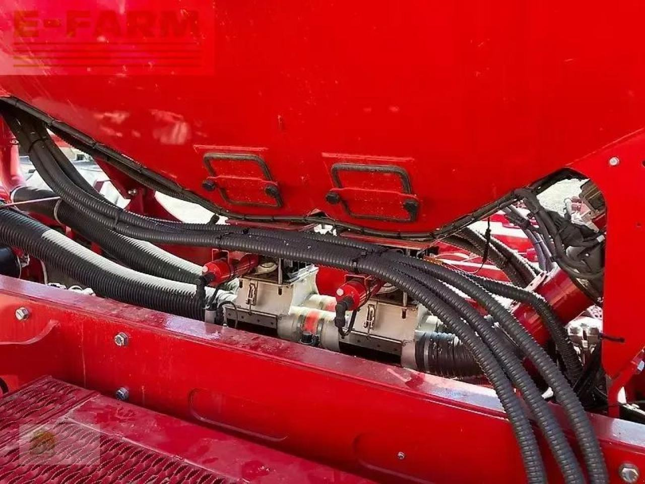 Horsch avatar 6.16 sd *doppeltank* - Kombain-külvimasin: pilt 3 Horsch avatar 6.16 sd *doppeltank* - Kombain-külvimasin: pilt 3