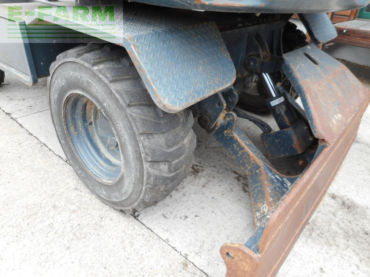 Miniekskavaator Hyundai robex 55 w-9 ( 5.560kg ) powertilt + straßenzula: pilt 19