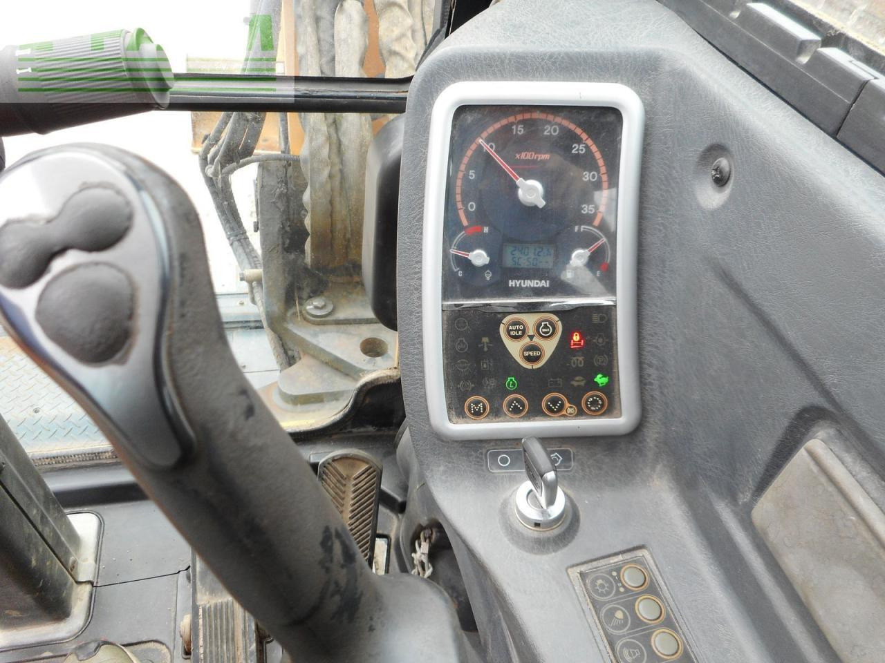Miniekskavaator Hyundai robex 55 w-9 ( 5.560kg ) powertilt + straßenzula: pilt 10