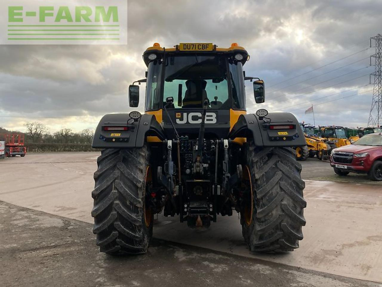 Traktor JCB 4220: pilt 8