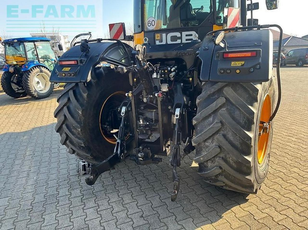 JCB 4220 fastrac - Traktor: pilt 4 JCB 4220 fastrac - Traktor: pilt 4