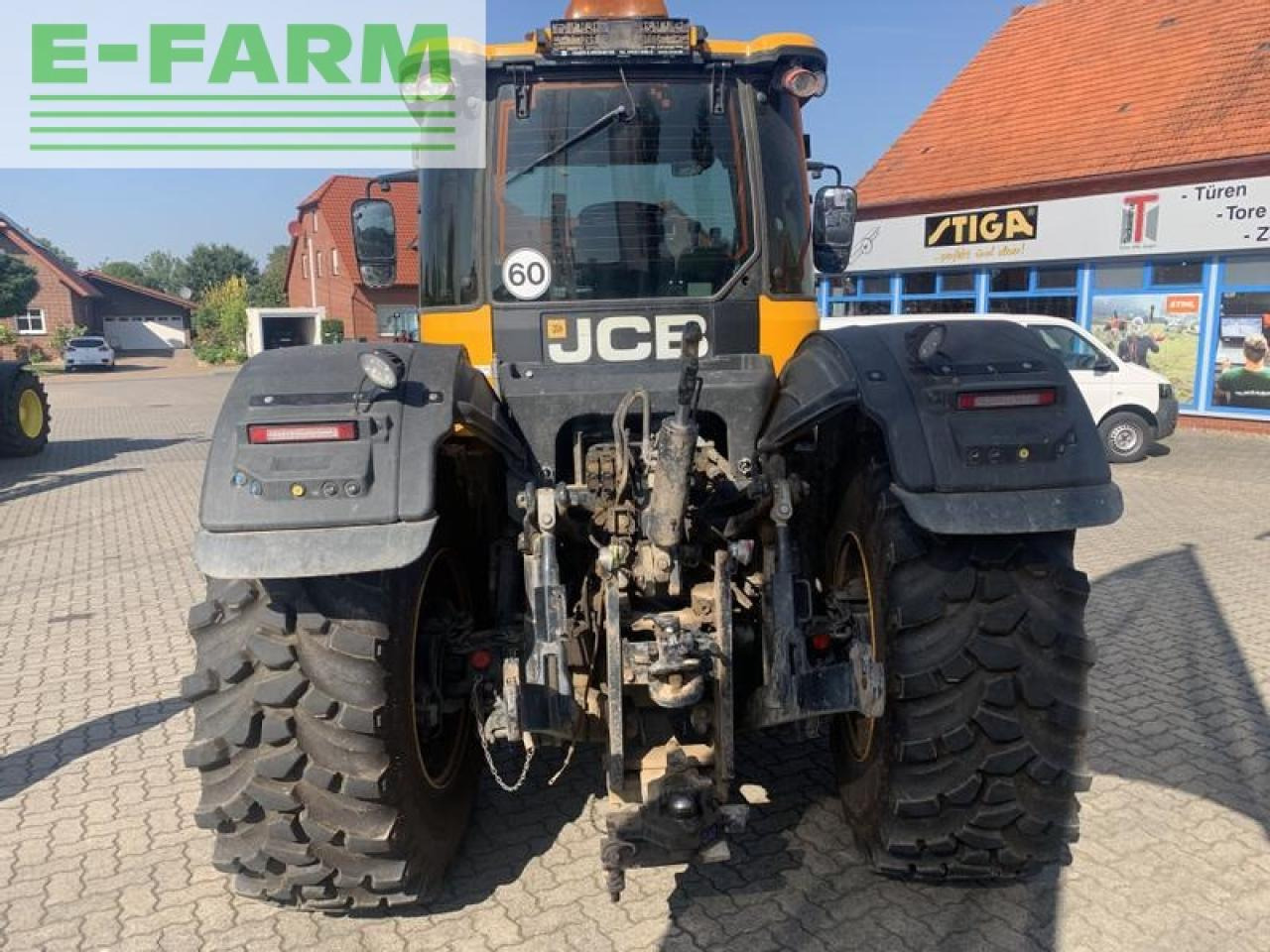 JCB 4220 fasttrac mit jd-autotrac vorbereitung + stoll konsolen - Traktor: pilt 5 JCB 4220 fasttrac mit jd-autotrac vorbereitung + stoll konsolen - Traktor: pilt 5