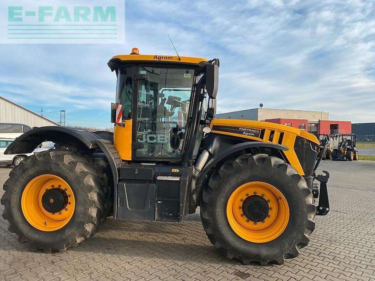 JCB 4220 fatsrac - Traktor: pilt 3 JCB 4220 fatsrac - Traktor: pilt 3