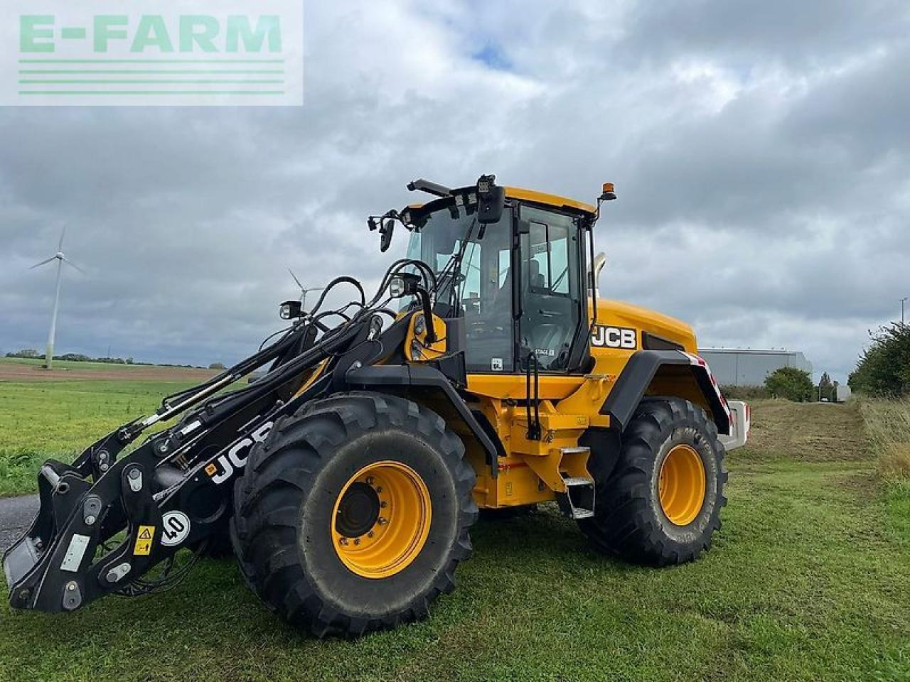 JCB 427 agri - Miniekskavaator: pilt 1 JCB 427 agri - Miniekskavaator: pilt 1