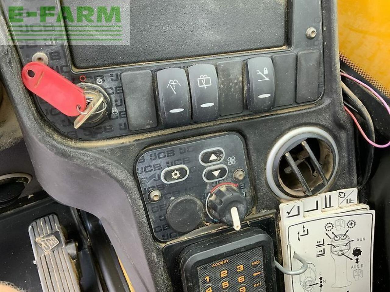 Teleskooplaadur JCB 540-170 telehandler (st23059): pilt 14