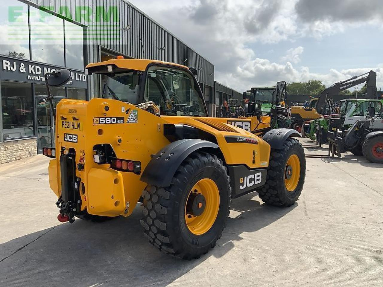 Teleskooplaadur JCB 560-80 agri super telehandler (st23410): pilt 9