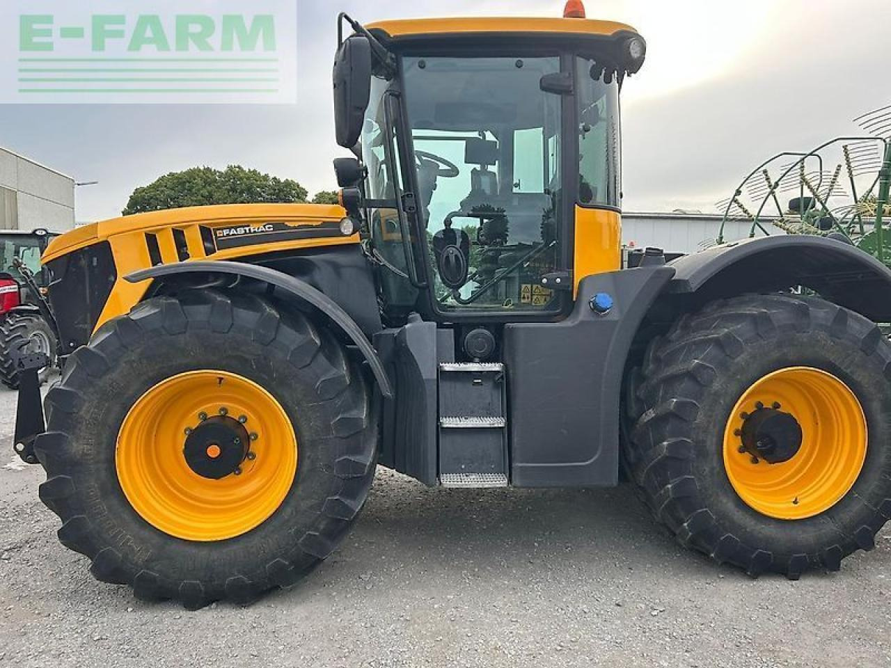 JCB fastrac 4220 - Traktor: pilt 3 JCB fastrac 4220 - Traktor: pilt 3