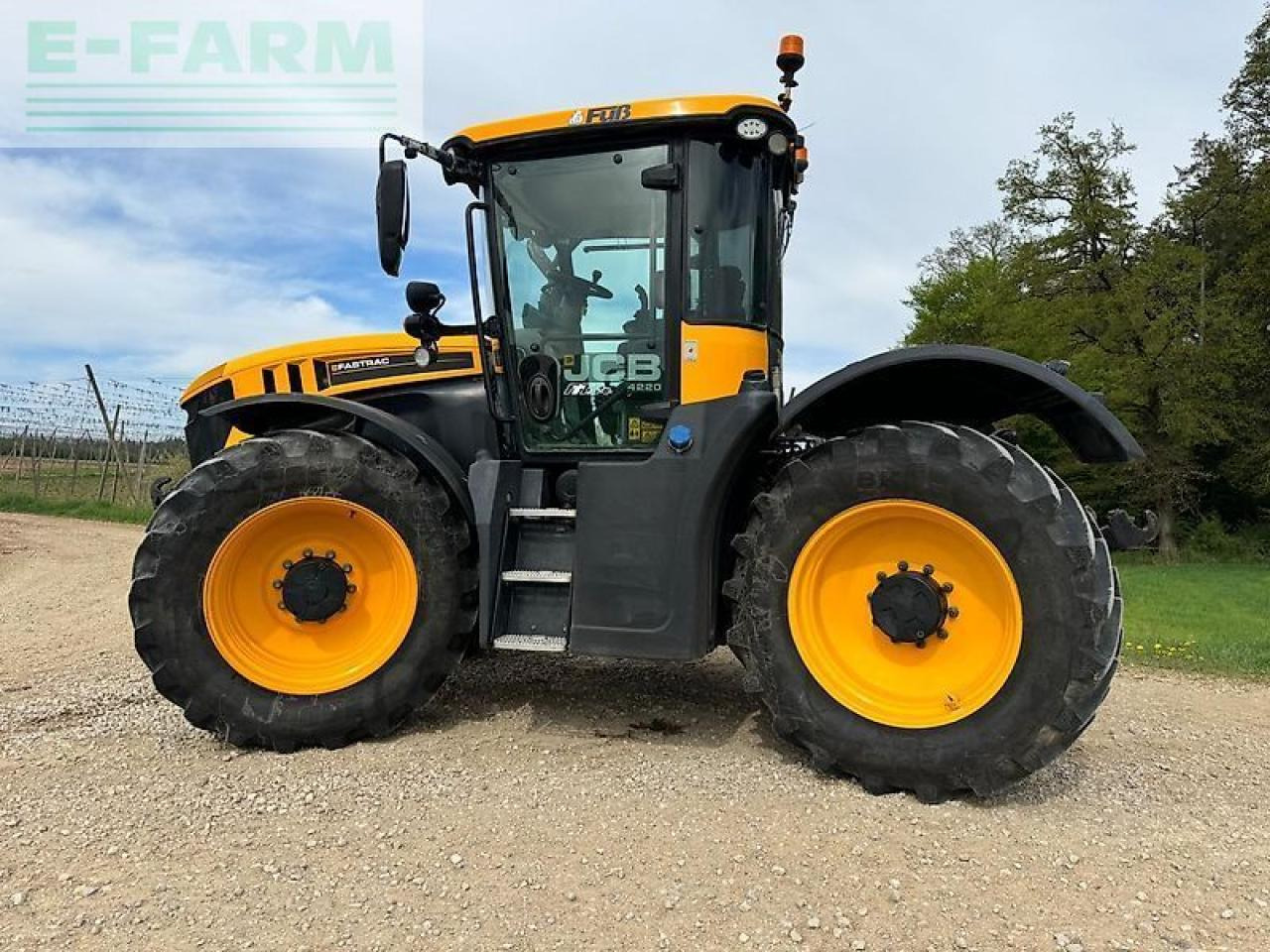 JCB fastrac 4220 pro - Traktor: pilt 2 JCB fastrac 4220 pro - Traktor: pilt 2