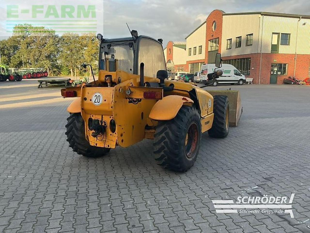 JCB slp 530-70 + palettengabel & schaufel - Teleskooplaadur: pilt 5 JCB slp 530-70 + palettengabel & schaufel - Teleskooplaadur: pilt 5