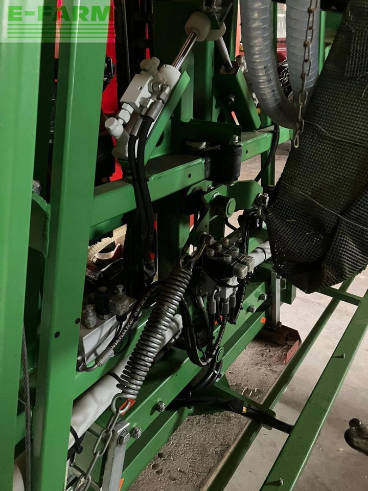 Jessernigg s ng pl 1200 feldspritze mit fronttank gps - Järelveetav pritsija: pilt 5 Jessernigg s ng pl 1200 feldspritze mit fronttank gps - Järelveetav pritsija: pilt 5