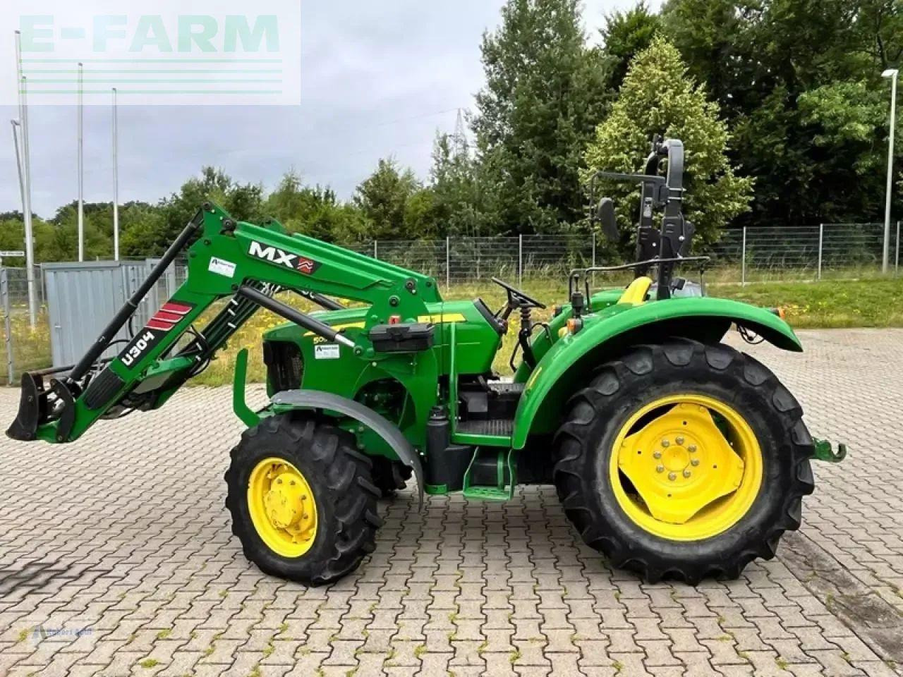 John Deere 5055e - Traktor: pilt 3 John Deere 5055e - Traktor: pilt 3