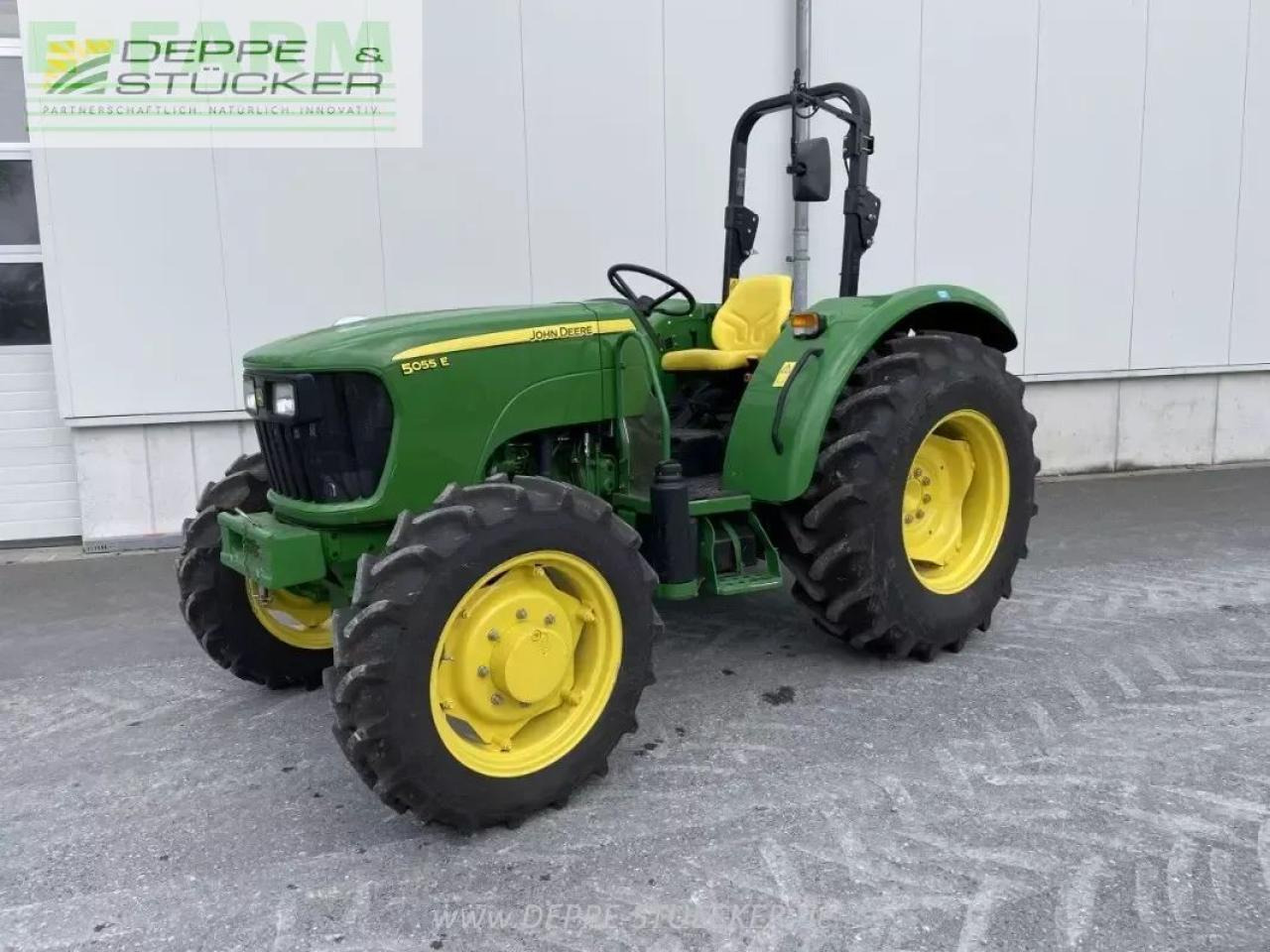John Deere 5055e - Traktor: pilt 1 John Deere 5055e - Traktor: pilt 1