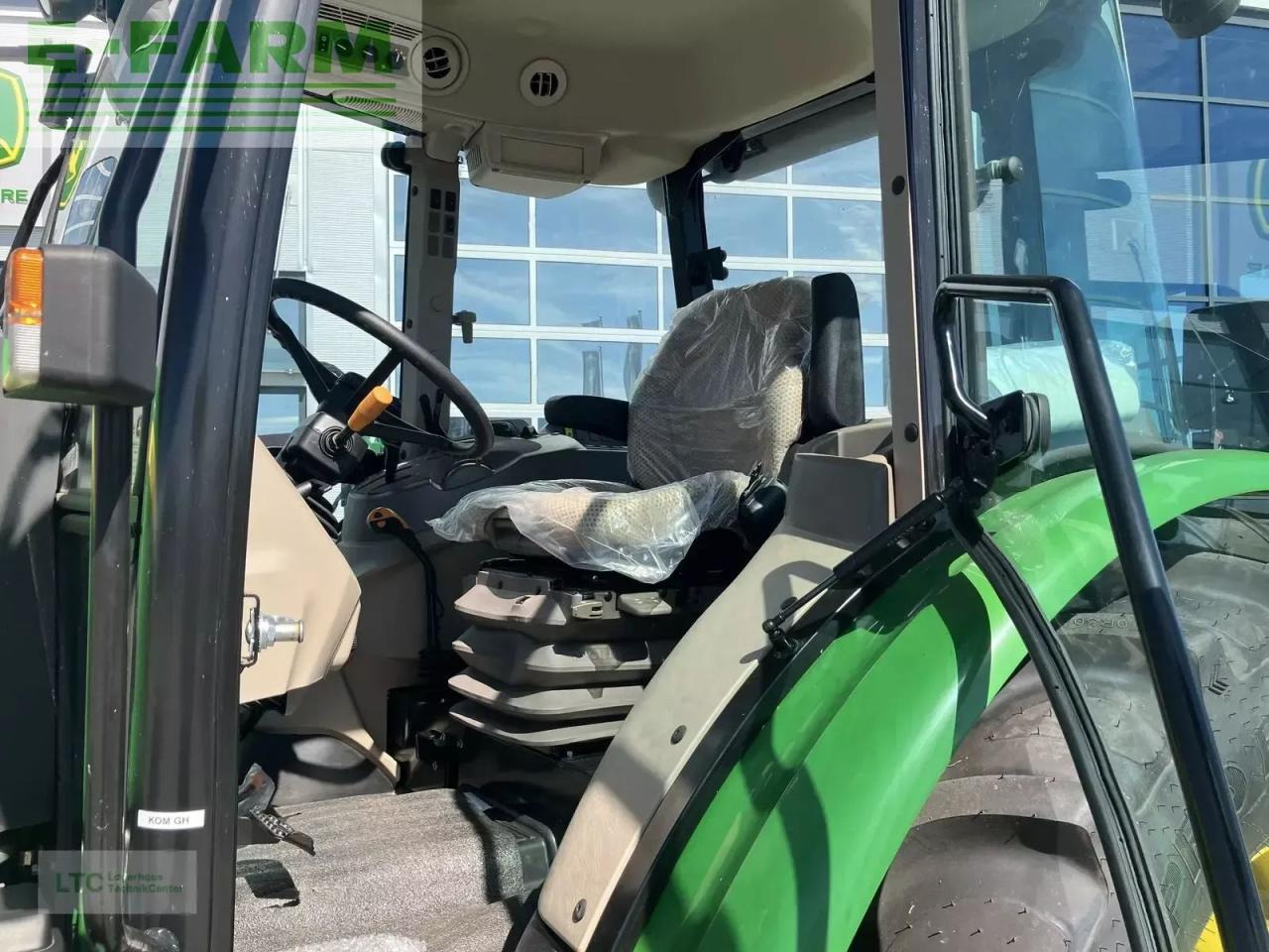 John Deere 5067e - Traktor: pilt 5 John Deere 5067e - Traktor: pilt 5