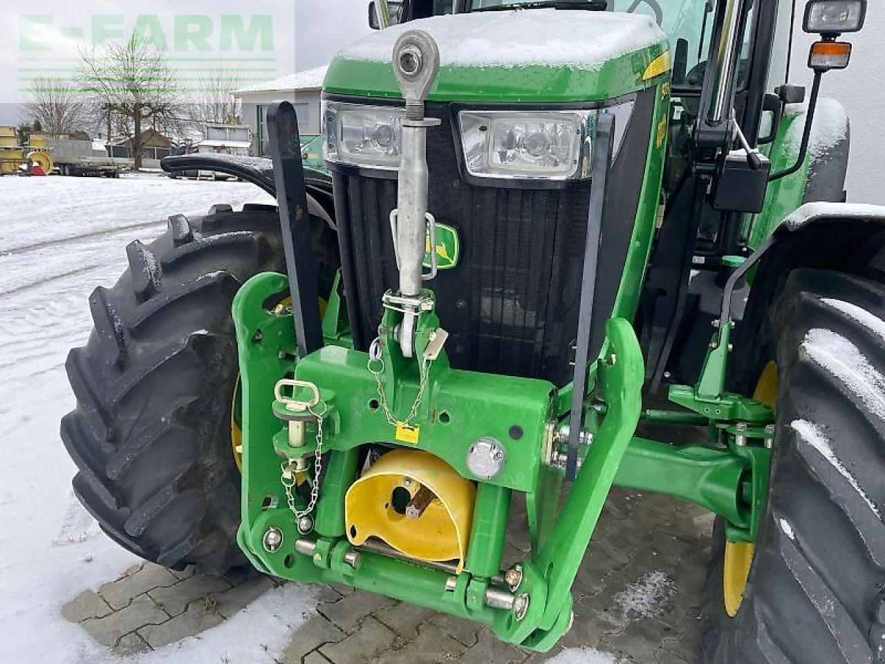 John Deere 5075 m - Traktor: pilt 3 John Deere 5075 m - Traktor: pilt 3