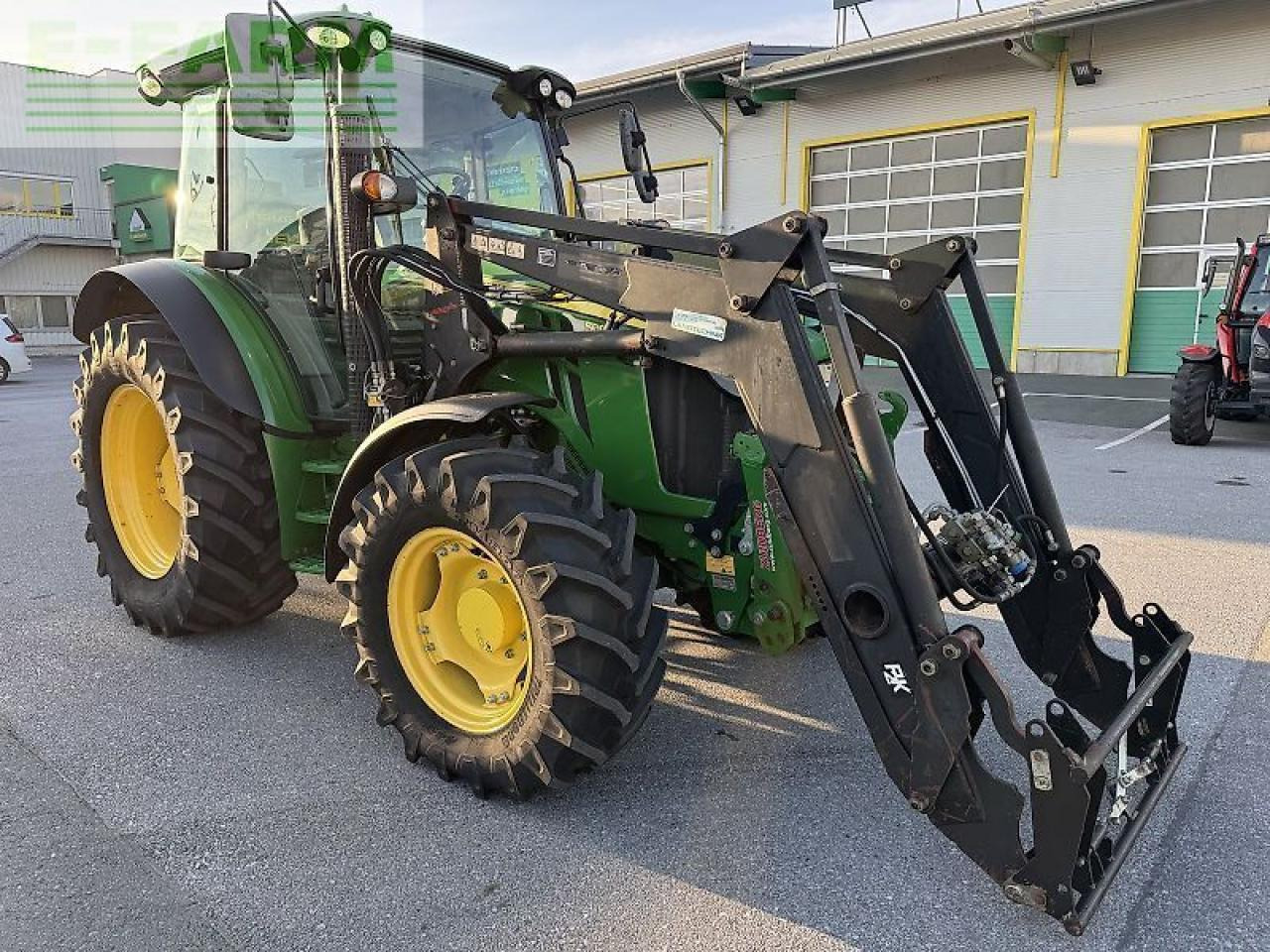 John Deere 5090 r - Traktor: pilt 2 John Deere 5090 r - Traktor: pilt 2