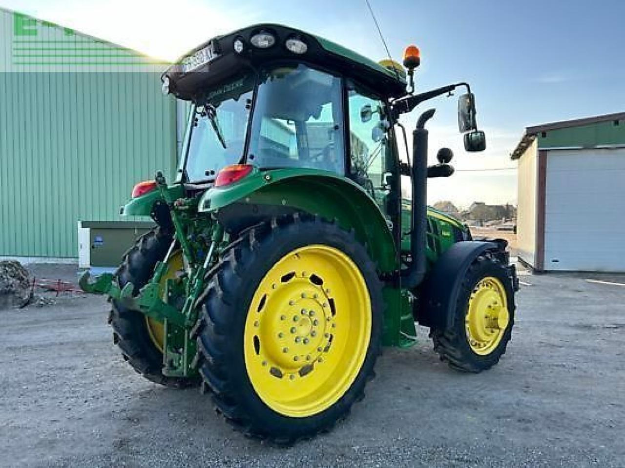 John Deere 5100r - Traktor: pilt 3 John Deere 5100r - Traktor: pilt 3