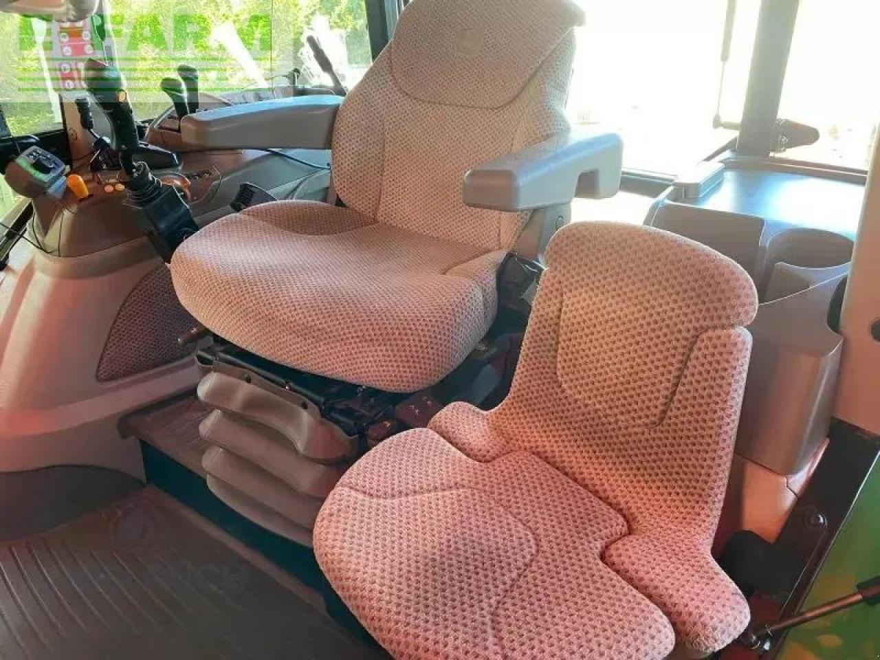 John Deere 5100r - Traktor: pilt 4 John Deere 5100r - Traktor: pilt 4