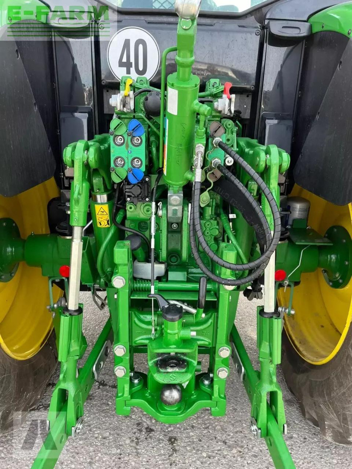 Traktor John Deere 6100m: pilt 10
