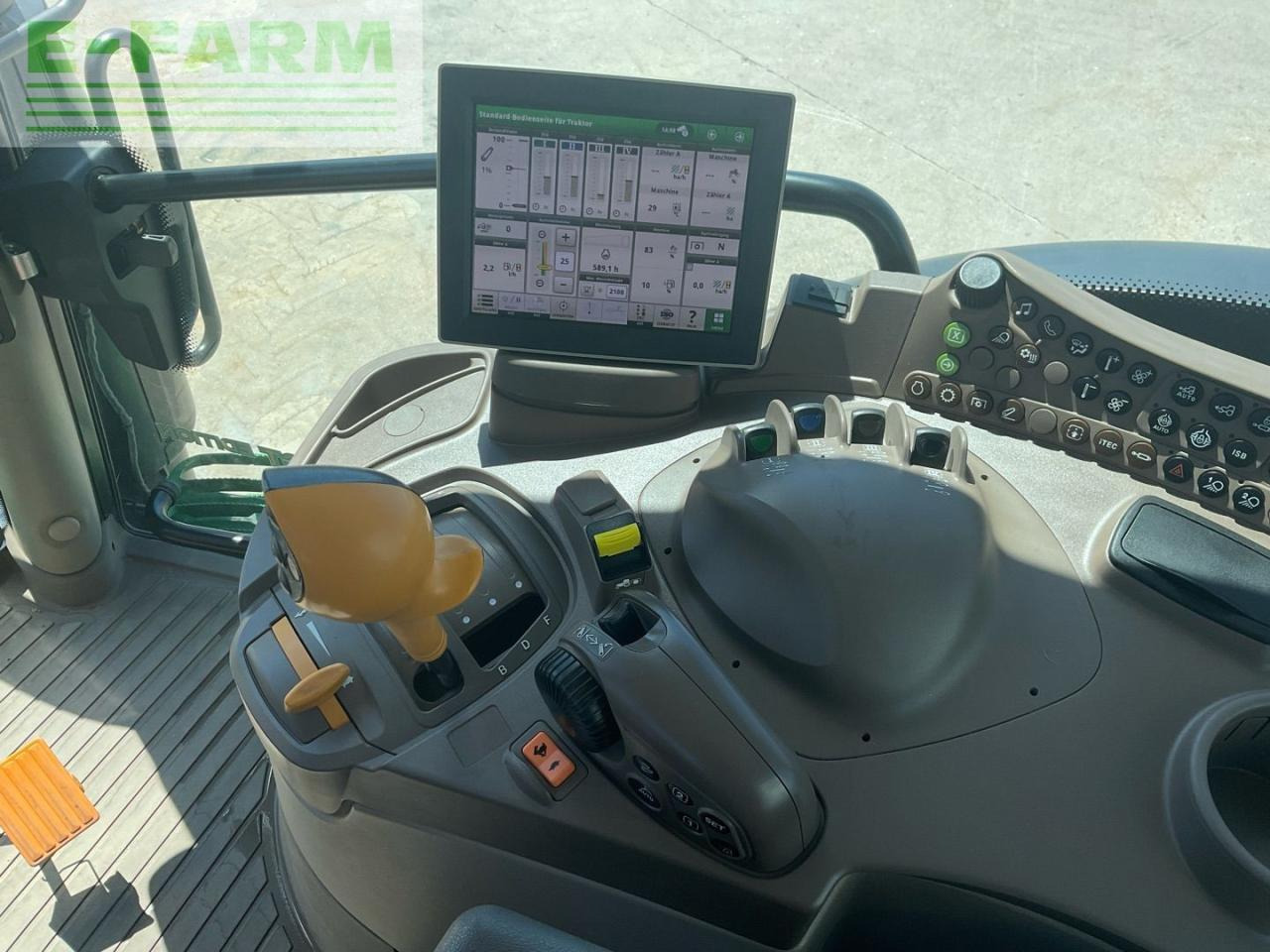 Traktor John Deere 6110R: pilt 21 Traktor John Deere 6110R: pilt 21