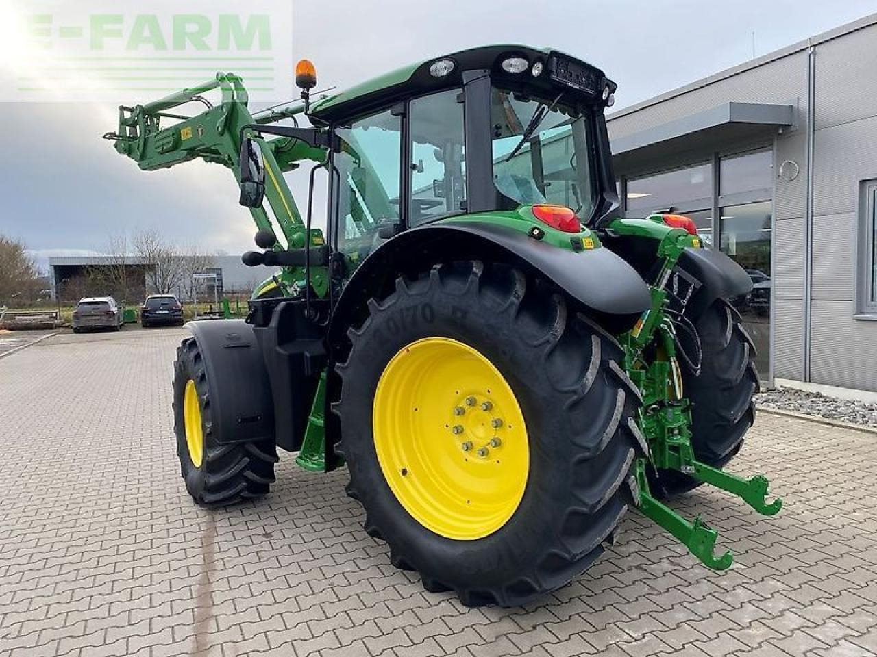 John Deere 6120m mit frontlader 623r - Traktor: pilt 4 John Deere 6120m mit frontlader 623r - Traktor: pilt 4