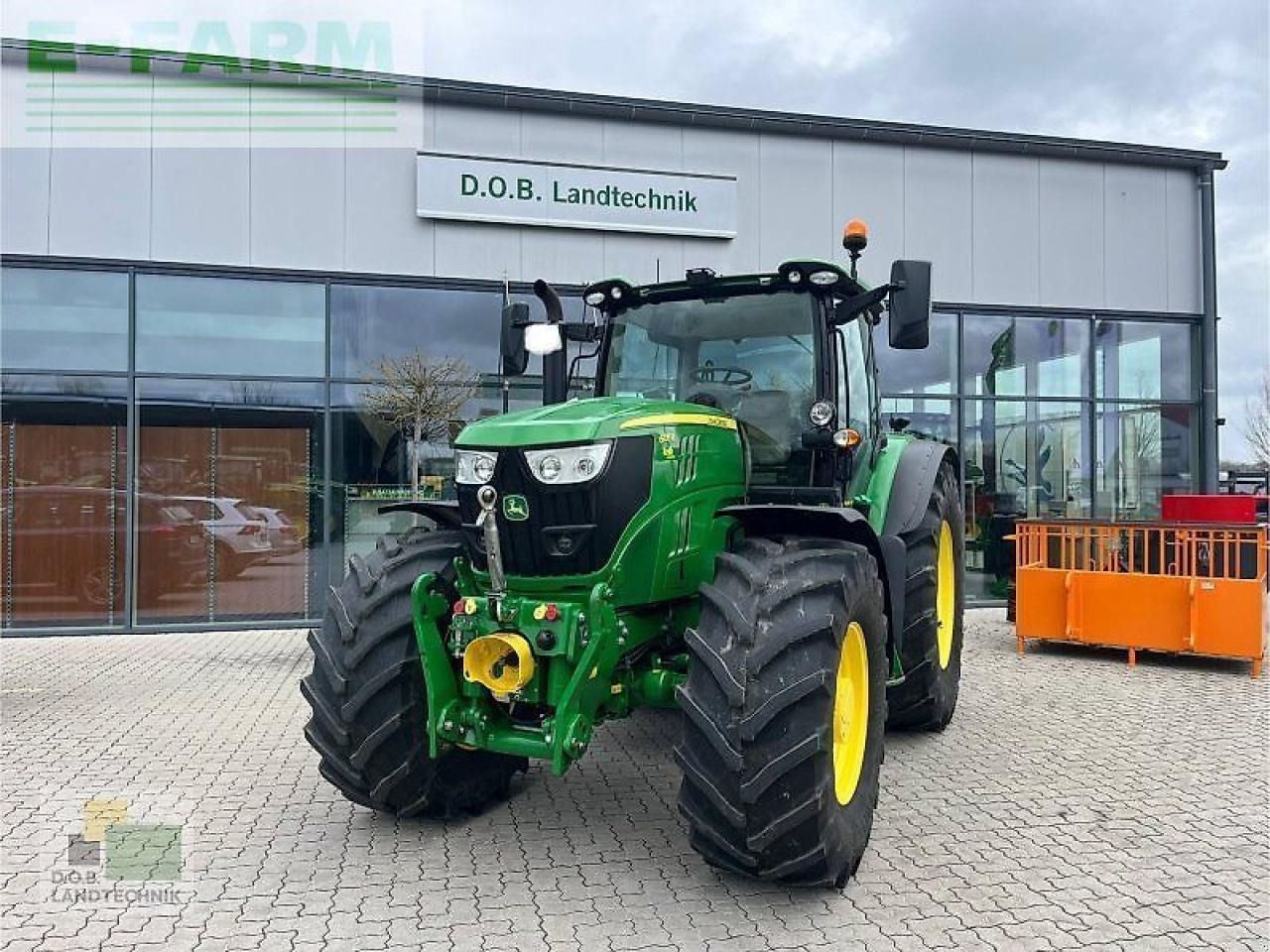John Deere 6130r 6130 r - Traktor: pilt 1 John Deere 6130r 6130 r - Traktor: pilt 1