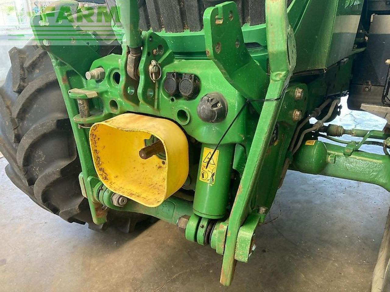 Traktor John Deere 6130r: pilt 9